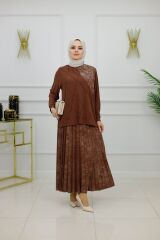 AYSUN ETEKLİ TAKIM