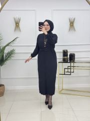 NAZLI PİLİSELİ ELBİSE